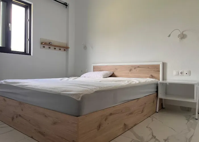 Villa Zohavillas White