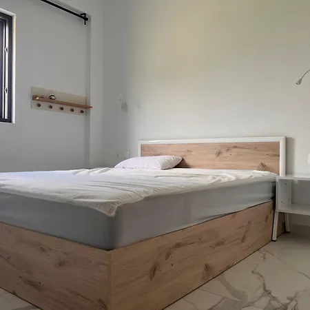 Villa Zohavillas White