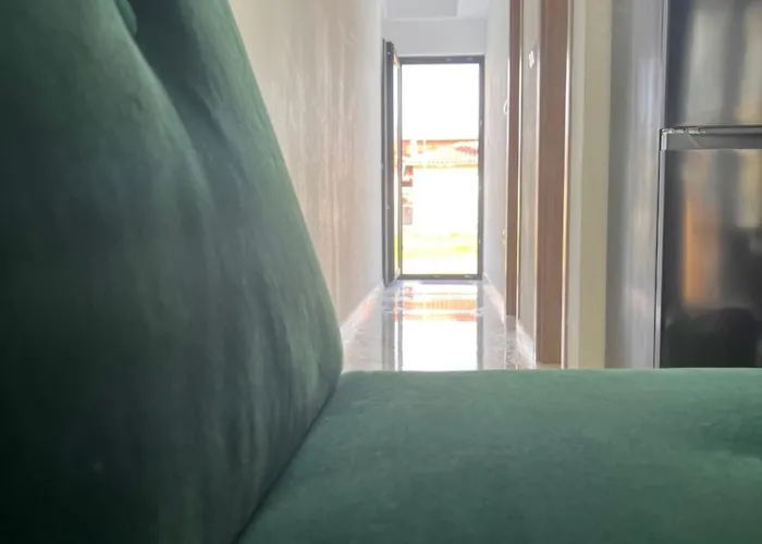 Zohavillas White Torone